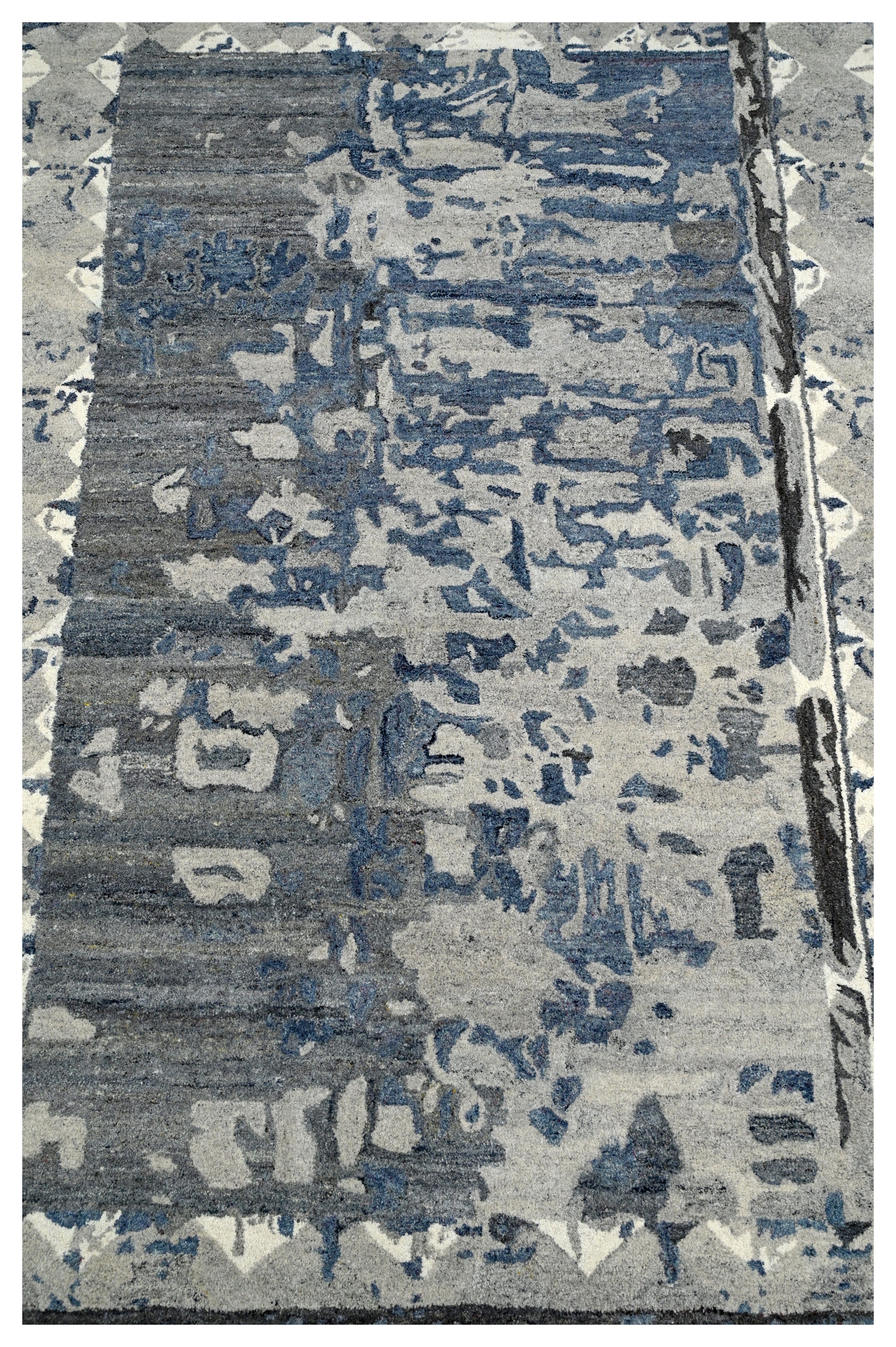 Hand Tufted Woolen Rugs