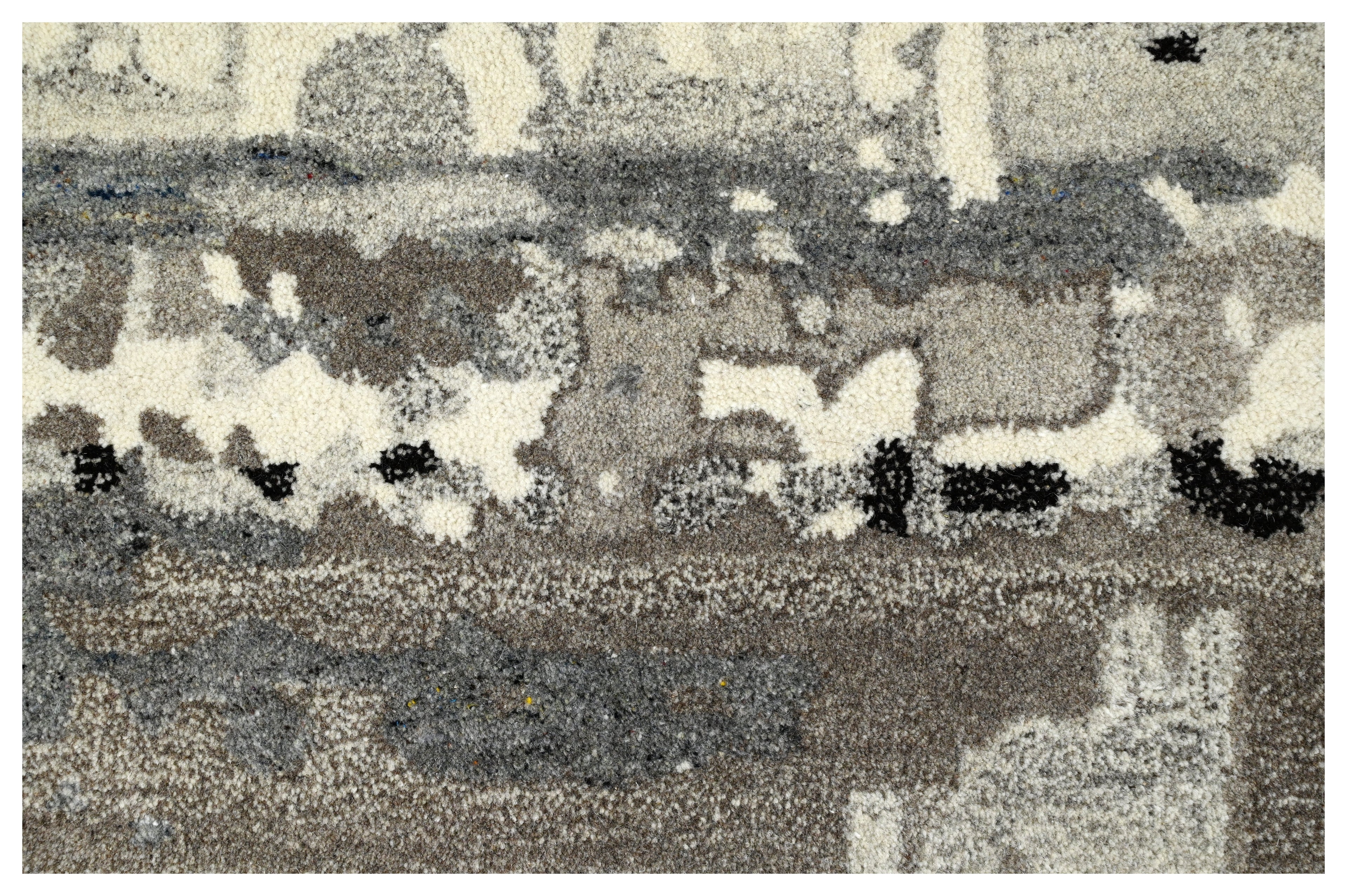 Hand Tufted Woolen Rugs