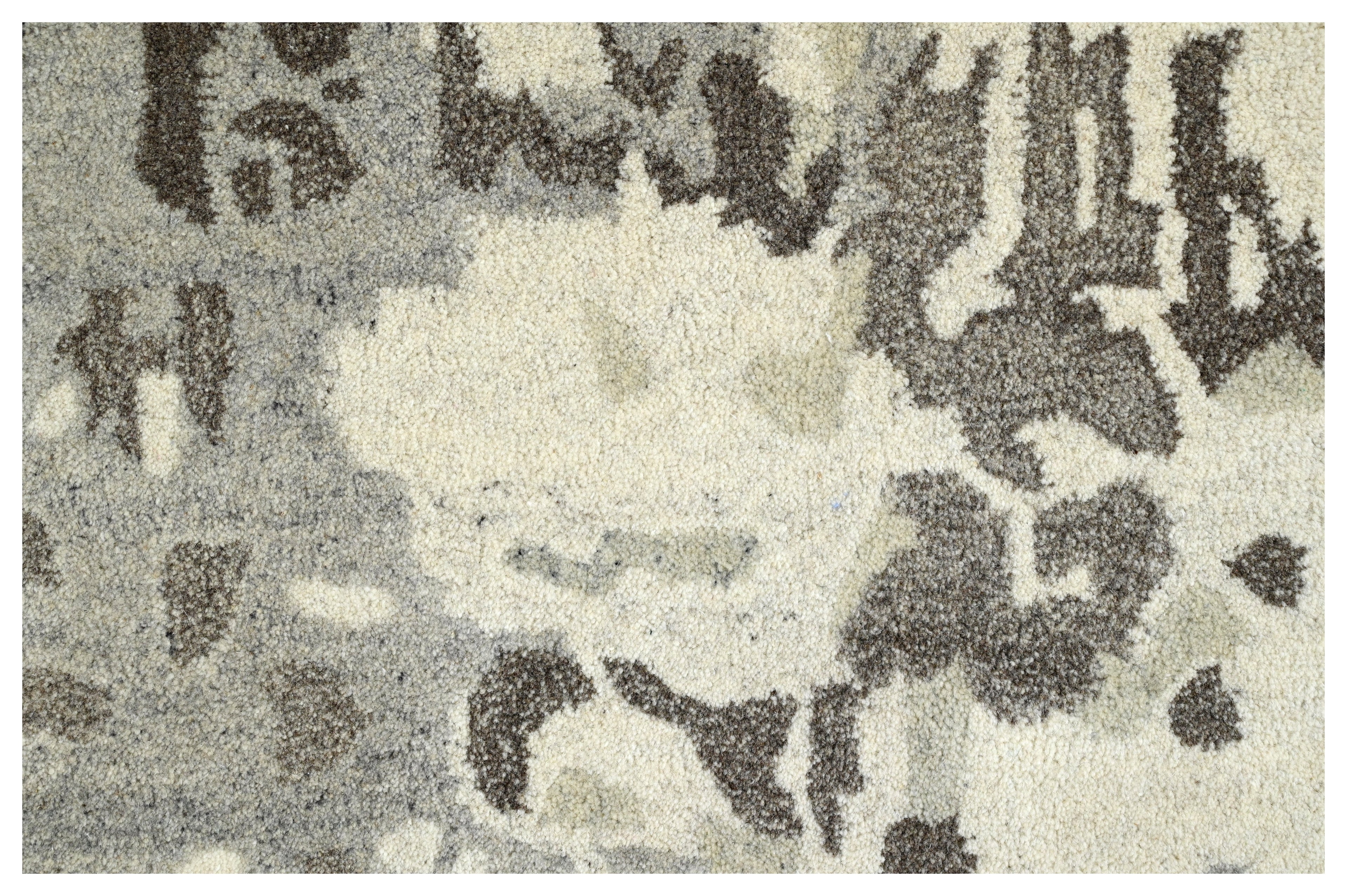 Hand Tufted Woolen Rugs
